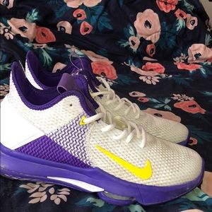 Lebron witness four’s🤩🏀